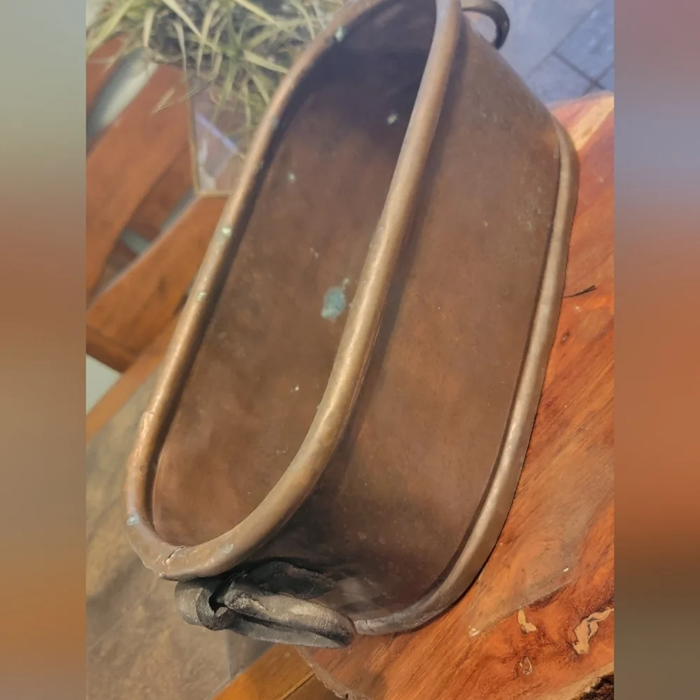 Antique Hand Crafted Copper Cauldron Vessel Tub Planter Cast Hnd Rivited Marked - Picture 6 of 13